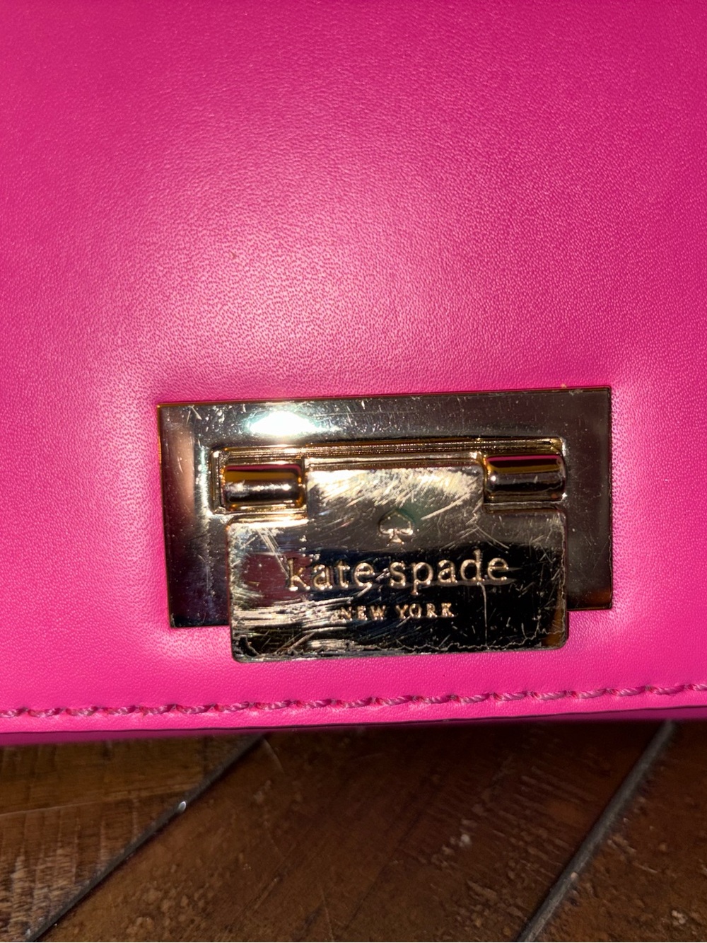 Kate Spade Hot Pink Leather Convertible Clutch Crossbody Gold Turn Lock - Picture 2 of 8